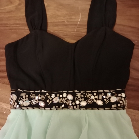 Cocktail dress - Picture 2 of 4